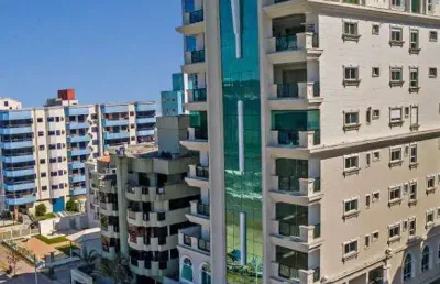 Apartamento com 4 quartos à venda na Rua 241, 68, Meia Praia, Itapema
