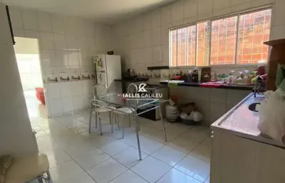 Casa com 3 quartos à venda na rua dentista jeremias neto, vale quem tem, teresina por r$ 210.000