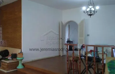 Casa com 6 quartos à venda no Jardim das Nações, Taubaté 
