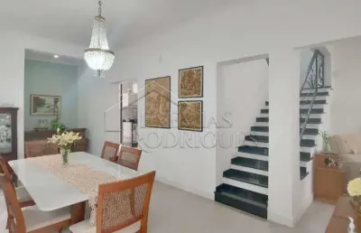 Casa com 3 quartos à venda no Centro, Taubaté 