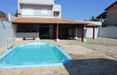 Casa com 2 quartos à venda no Laerte Assunção, Pindamonhangaba 