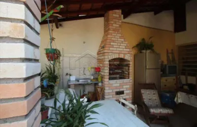 Casa com 3 quartos à venda na Vila Jaboticabeira, Taubaté 