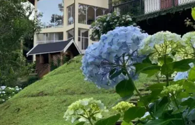 Casa com 9 quartos à venda na Vila Capivari, Campos do Jordão 