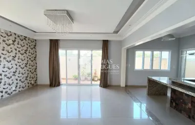 Casa em condomínio fechado com 3 quartos à venda no Loteamento Residencial Reserva dos Lagos, Pindamonhangaba 