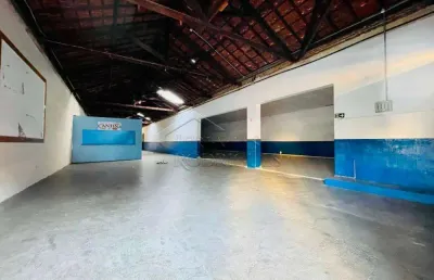 Barracão / Galpão / Depósito à venda no Centro, Taubaté 