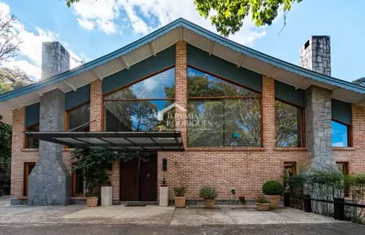 Casa com 7 suítes, 770 m² - pedra do fogo - campos do jordão/sp.