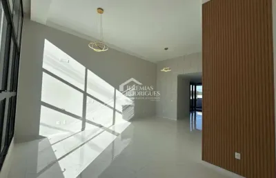 Casa à venda com 3 suítes no condomínio reserva dos lagos em pindamonhangaba/sp.