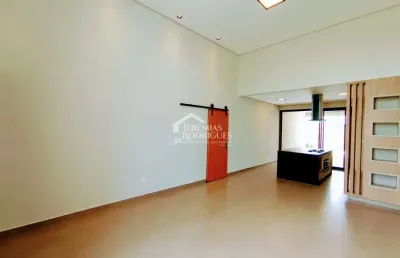 Casa à venda com 3 dormitórios no condomínio colinas do sol em tremembé/sp.