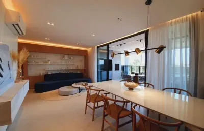 Apartamento para venda possui 225 metros quadrados com 4 quartos