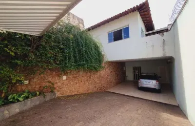 Sobrado para venda tem 338 metros quadrados com 4 quartos em lídice - uberlândia - mg