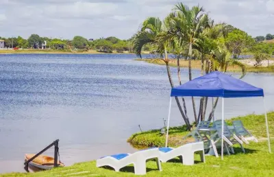 Casa em condomínio fechado na beira do lago na linha verde - suipe/ba