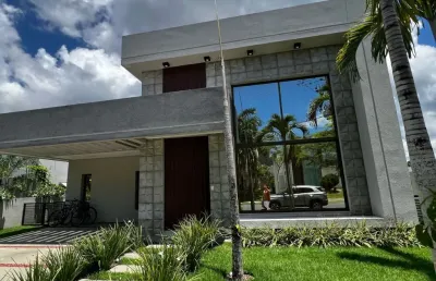 Casa mobiliada em alphaville litoral norte 1 com  3 suítes reformada