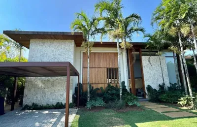 Casa a venda em praia do forte no enseada do castelo 5 suítes mobiliada e reformada