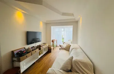 Apartamento a venda no cidade jardim 2 quartos andar alto e armarios