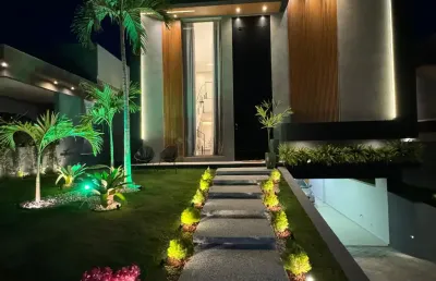Casa a venda em alphaville litoral norte 3 com 5 suítes e energia solar
