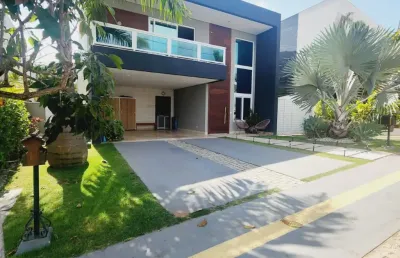 Casa a venda em alphaville salvador 2 com 5 suítes e reformada
