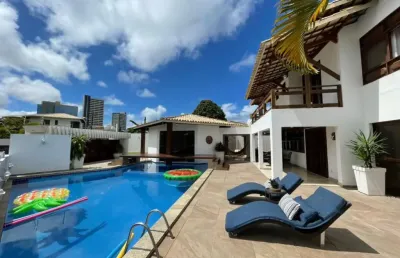 Casa a venda em condominio no itaigara com 5 suites piscina e área gourmet