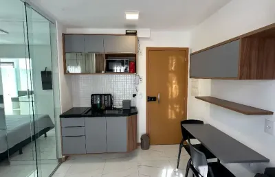 Apartamento a venda no smart farol da barra quarto e sala mobiliado