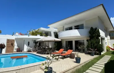 Casa a venda em buraquinho com 5 quartos piscina área gourmet no palm ville