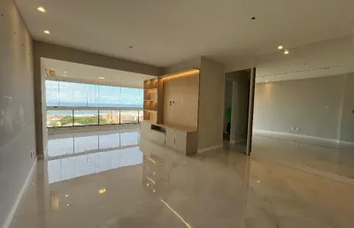 Apartamento a venda em armação com 3 quartos reformado e vjsta mar