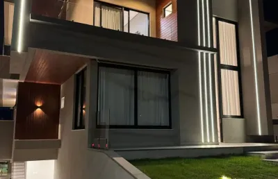 Casa a venda em alphaville 2 com 4 suites decorada e alto padrão