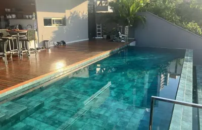 Casa a venda no horto florestal com 4 suites pidcina e área gourmet