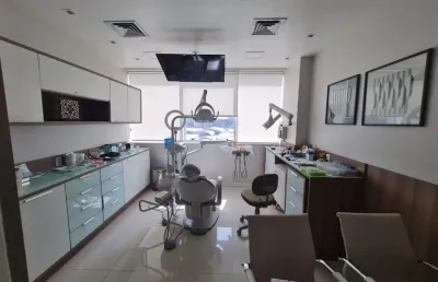 Sala comercial a venda no ceo salvador shopping reformada e andar alto