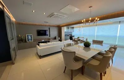 Apartamento a venda no hemisphere 360 com 3 suítes reformado e vista mar