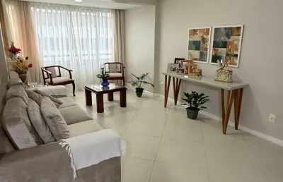 Apartamento a venda na pituba com 3 quartos armários  dependência e 2 vagas