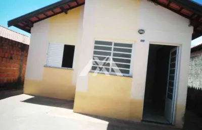 Casa à venda por r$212.000 - pedro matheus - marilia/sp