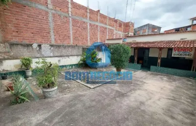 Casa com 6 dormitórios à venda,em lote de 366.00 m , governador valadares - mg