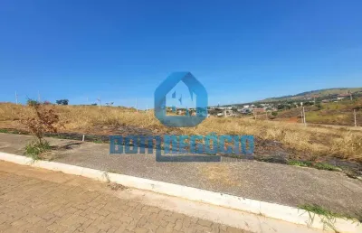 Lote à venda com ótima topografia, bairro castelo, governador valadares - mg