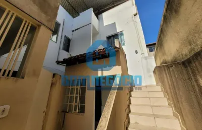 Imóvel com três moradias à venda, bairro santa helena, governador valadares - mg