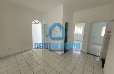 Casa com 2 dormitórios à venda, santa rita, governador valadares - mg