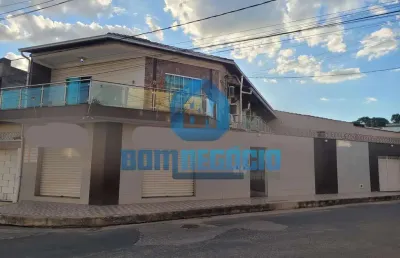 Casa e dois pontos comerciais à venda, jardim jk, governador valadares - mg