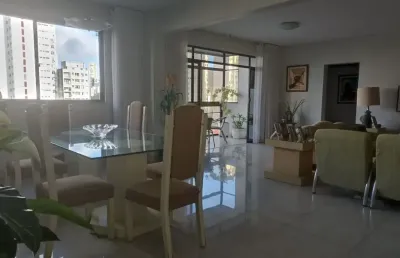 Apartamento com 4 quartos à venda na Avenida Sete de Setembro, 1983, Vitória, Salvador