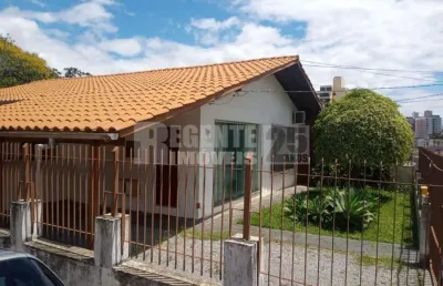 Casa com 4 quartos à venda na Rua Felipe Neves, 71, Estreito, Florianópolis