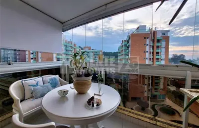 Cobertura duplex à venda no bairro trindade em florianópolis.