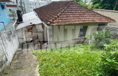 Terreno à venda no bairro trindade em florianópolis