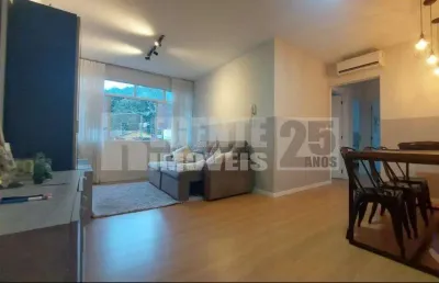 Lindo apartamento totalmente reformado de 3 dormitórios no itacorubi em florianópolis.