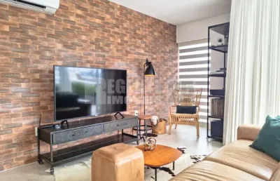 Cobertura duplex em estilo industrial à venda na agronômica com 3 suíte