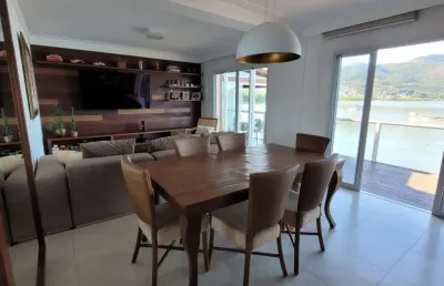Casa pé na areia no bairro saco dos limões - florianópolis