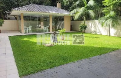 Cobertura duplex com piscina e duas suites + 1 quarto e duas vagas- córrego grande - florianópolis