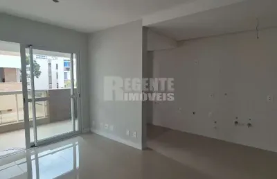 Apartamento à venda com 2 quartos sendo 2 suítes no bairro itacorubi