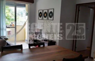 Apartamento à venda no bairro trindade em florianópolis.