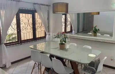 Casa 3 quartos sendo 2 suíte a venda no bairro córrego grande florianópolis