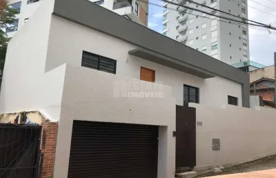Casa com 2 dormitórios sendo 1 suíte no bairro agronômica em florianópolis sc
