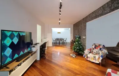 Apartamento á venda no bairro agronômica em florianópolis