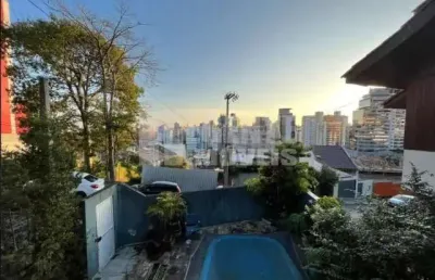 Casa com 5 quartos à venda na Rua Ângelo La Porta, 279, Centro, Florianópolis