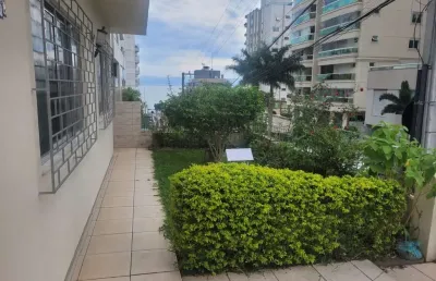 Casa á venda no bairro agronômica em florianópolis.